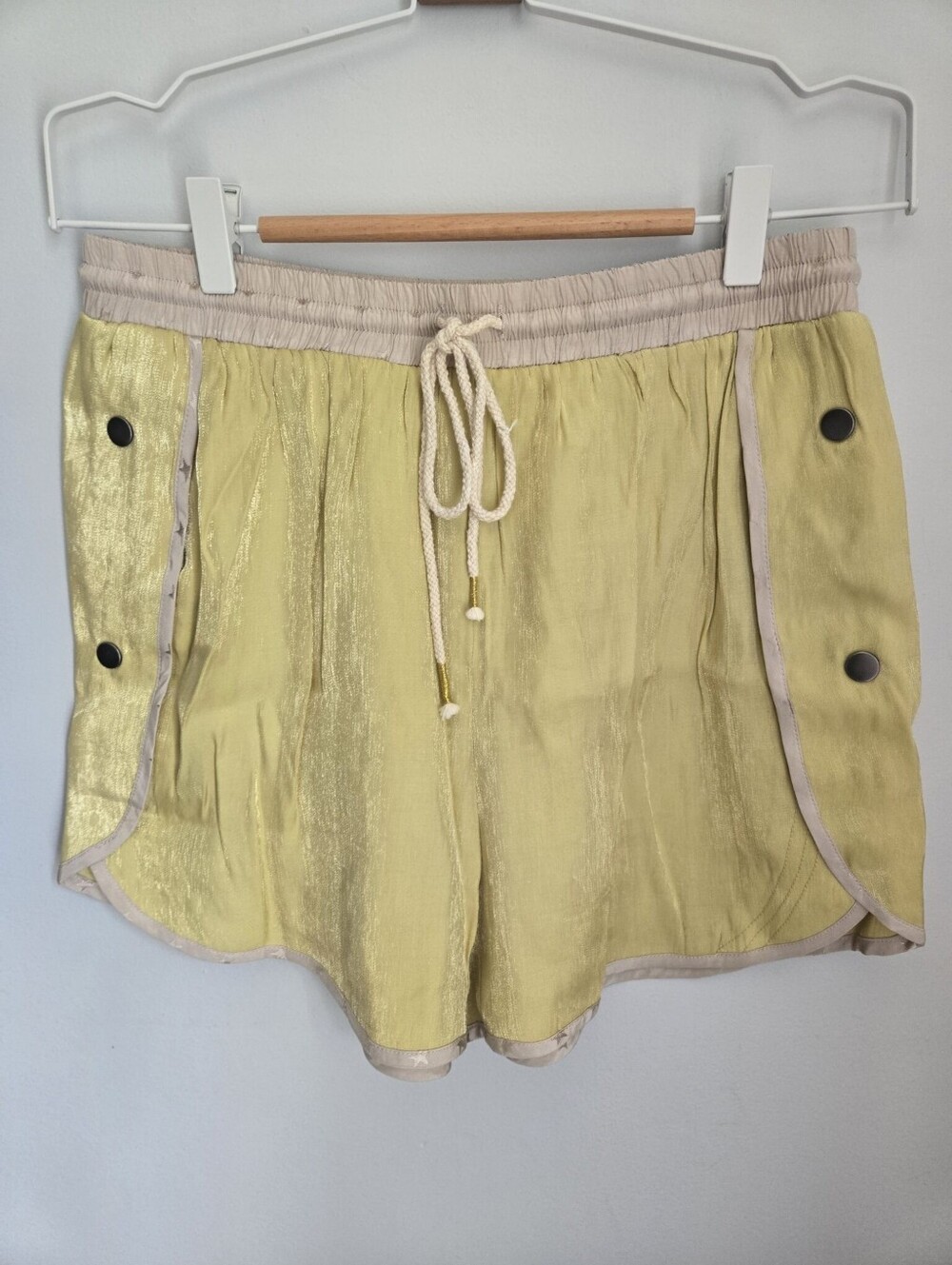 New MYSTREE Light Yellow Metallic Drawstring Women’s Shorts
